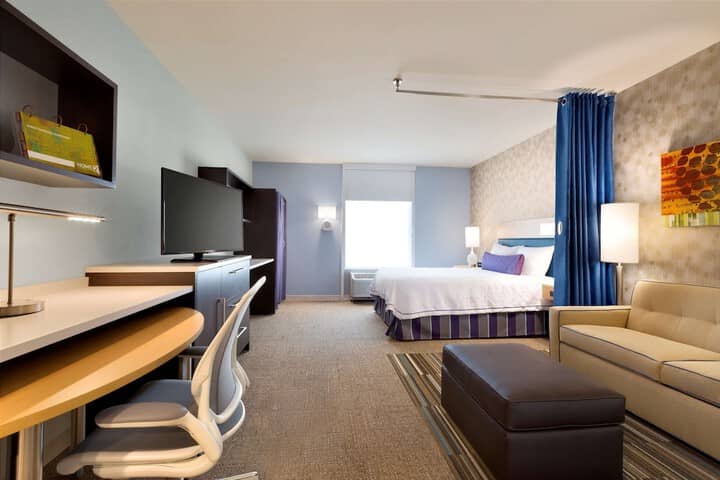 Room 8 of 25