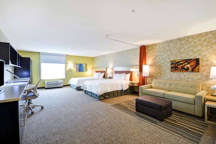 Room 11 of 40
