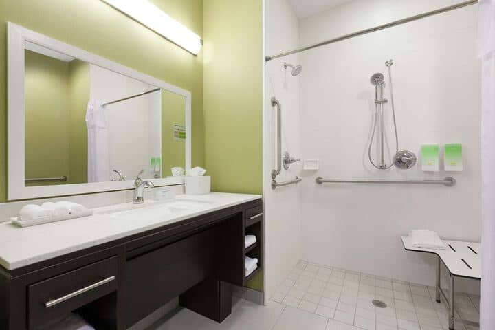 Bathroom shower