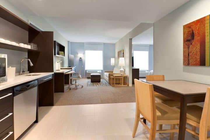 Room 7 of 25