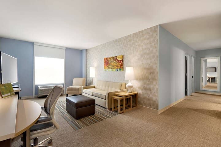 Room 11 of 25