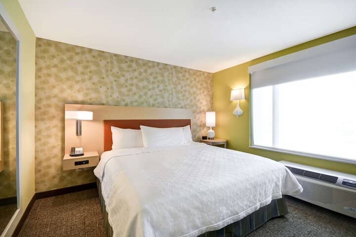 Room 14 of 40